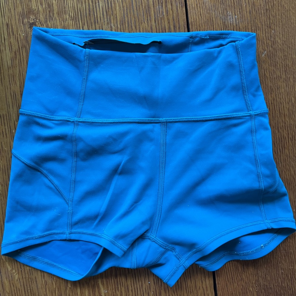 Lululemon in movement Everlux 2.5” short - like Wunder Train!